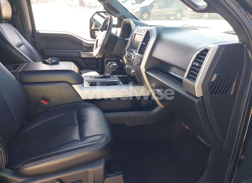 Photo 5 of 2019 Ford F-150 LARIAT (VIN 1FTFW1E14KFC69098)