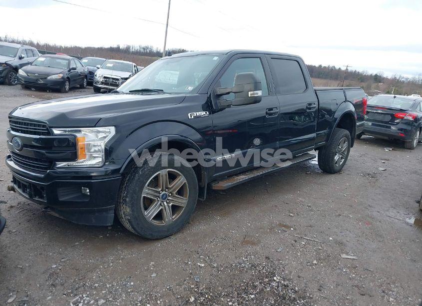 Photo 2 of 2018 Ford F-150 LARIAT (VIN 1FTFW1E15JFD56507)