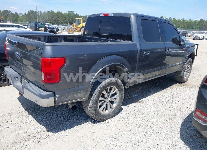 Photo 4 of 2018 Ford F-150 LARIAT (VIN 1FTFW1E15JFD73162)