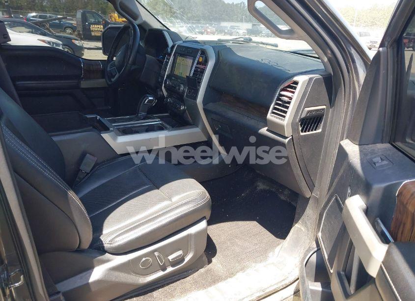 Photo 5 of 2018 Ford F-150 LARIAT (VIN 1FTFW1E15JFD73162)