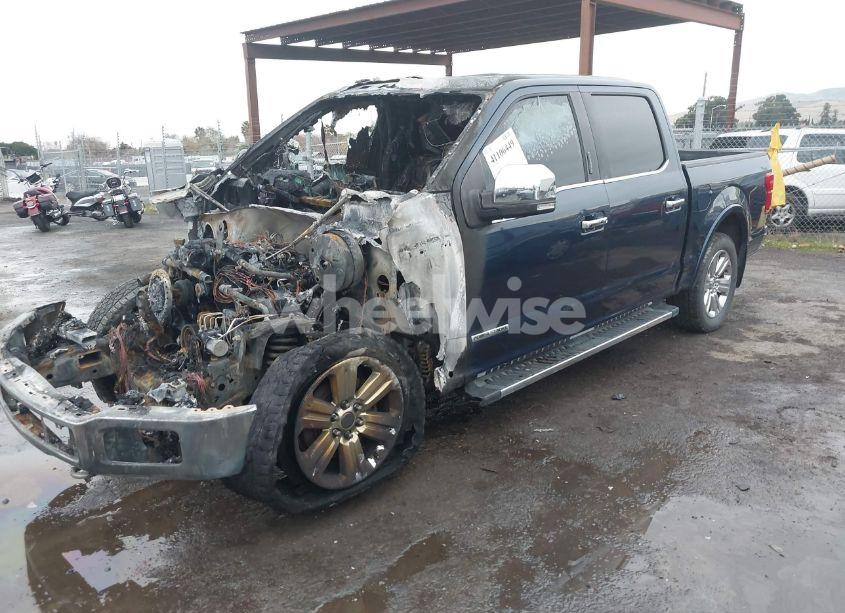 Photo 2 of 2018 Ford F-150 LARIAT (VIN 1FTFW1E15JFD90723)