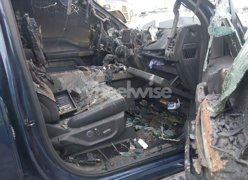 Photo 5 of 2018 Ford F-150 LARIAT (VIN 1FTFW1E15JFD90723)