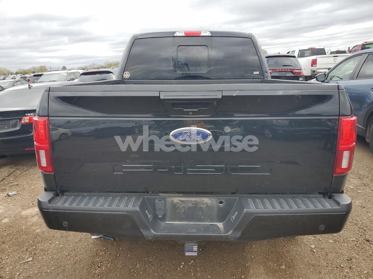 Photo 6 of 2018 FORD F150 SUPERCREW (VIN 1FTFW1E17JFD37540)