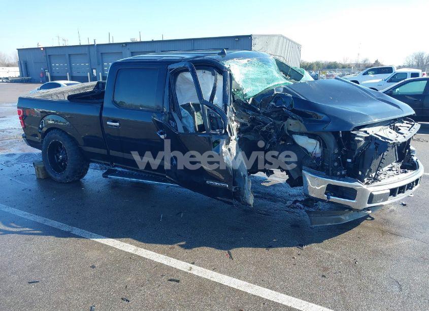 2018 Ford F-150 XLT (VIN 1FTFW1E1XJFD64036) main photo