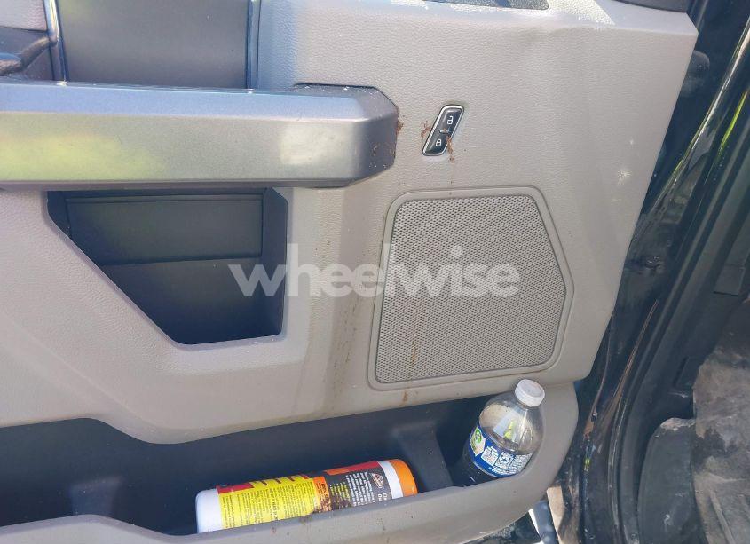 Photo 17 of 2018 Ford F-150 XLT (VIN 1FTFW1E1XJFD64036)