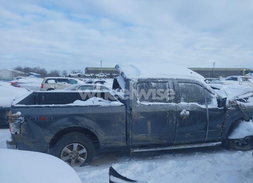 Photo 13 of 2019 Ford F-150 XLT (VIN 1FTFW1E40KFD30151)