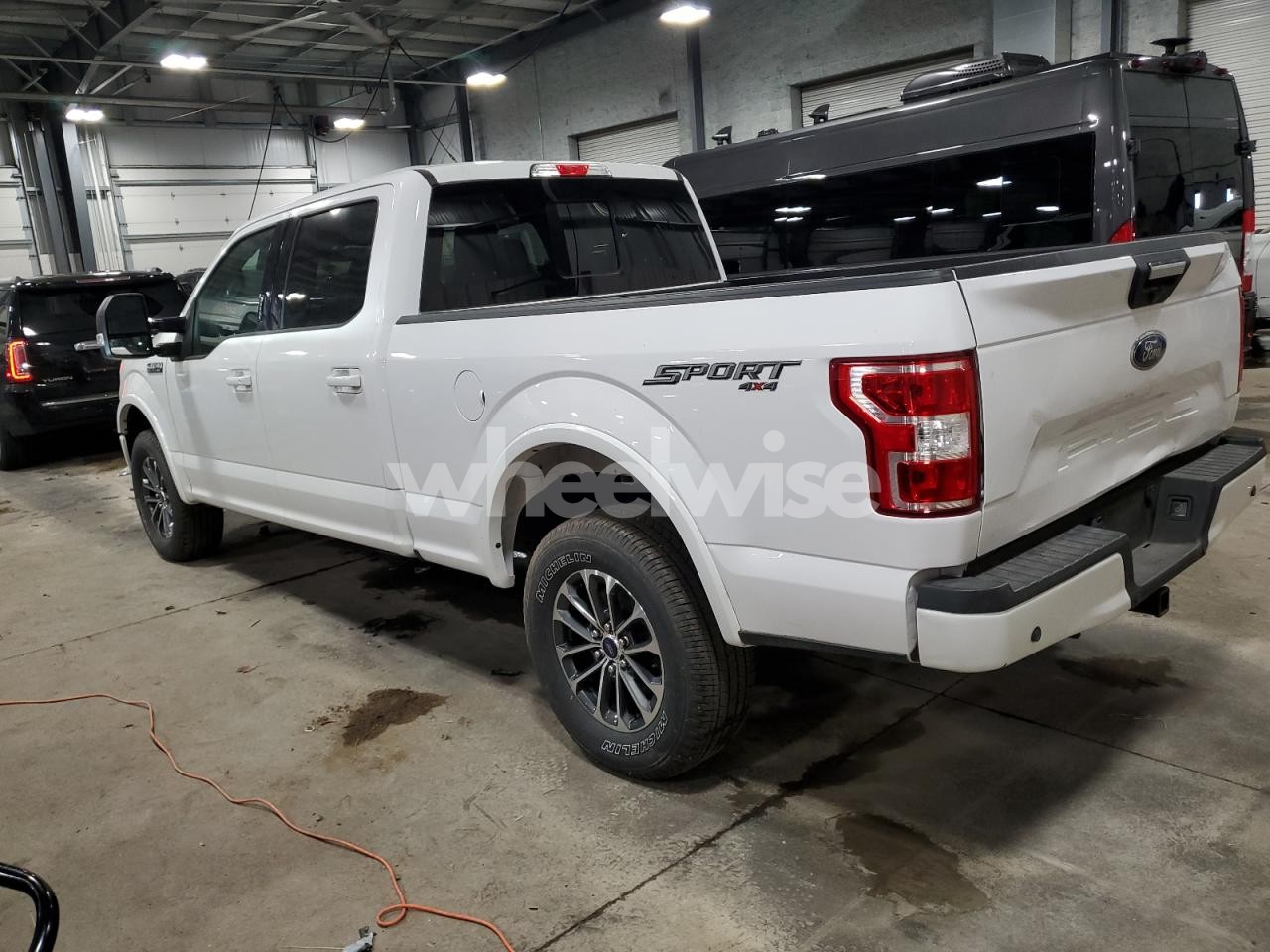 Photo 2 of 2020 FORD F150 SUPERCREW (VIN 1FTFW1E41LKF09517)