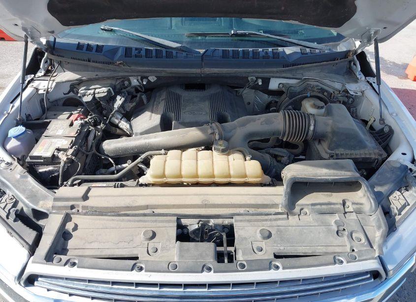 Photo 10 of 2019 Ford F-150 LARIAT (VIN 1FTFW1E42KKD51672)