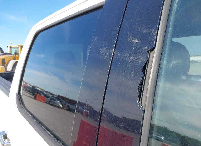 Photo 20 of 2019 Ford F-150 LARIAT (VIN 1FTFW1E42KKD51672)