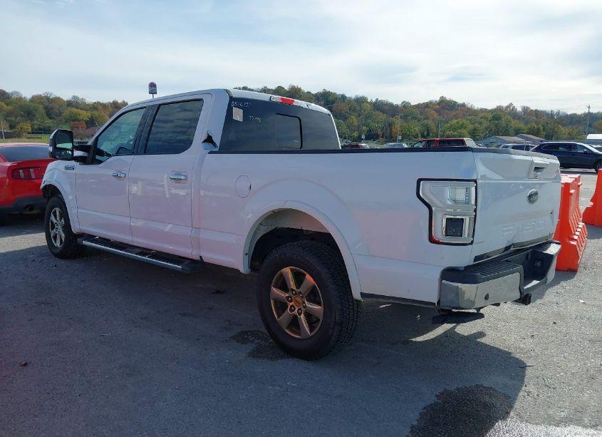 Photo 3 of 2019 Ford F-150 LARIAT (VIN 1FTFW1E42KKD51672)