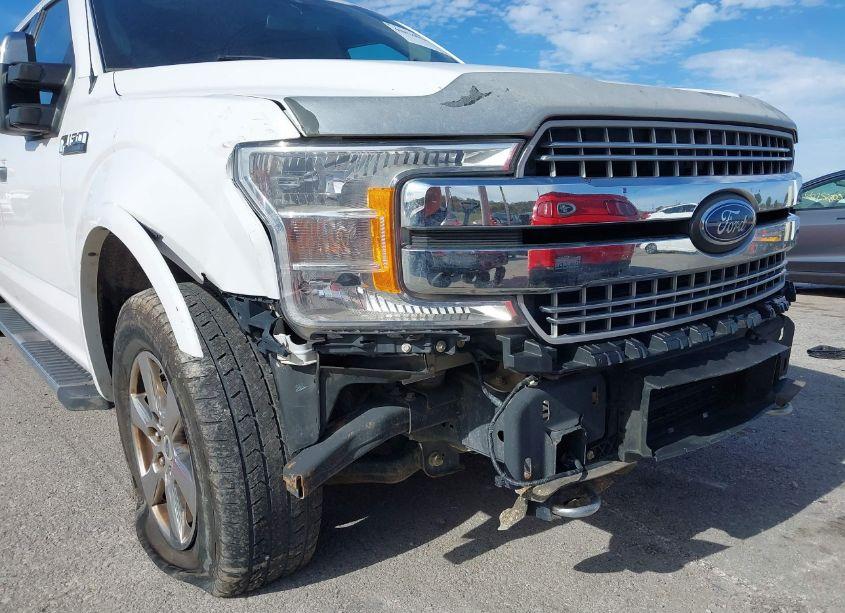 Photo 6 of 2019 Ford F-150 LARIAT (VIN 1FTFW1E42KKD51672)