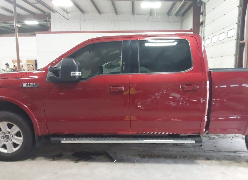 Photo 14 of 2019 Ford F-150 LARIAT (VIN 1FTFW1E42KKE00871)