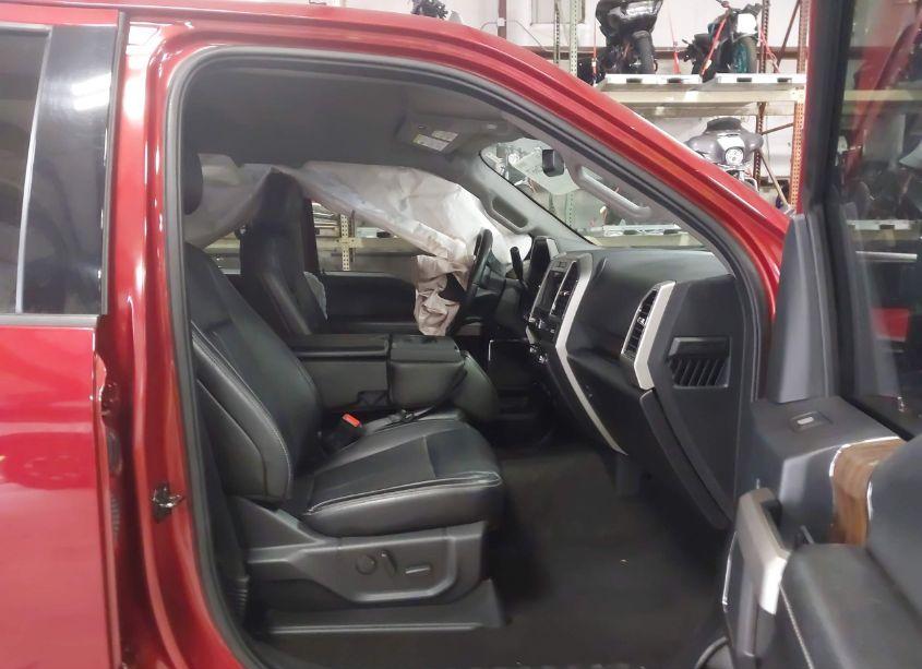 Photo 5 of 2019 Ford F-150 LARIAT (VIN 1FTFW1E42KKE00871)