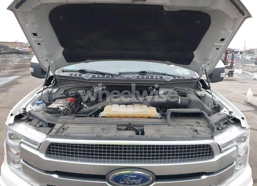 Photo 10 of 2019 Ford F-150 PLATINUM (VIN 1FTFW1E48KFA49070)