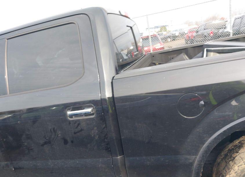 Photo 14 of 2019 Ford F-150 LARIAT (VIN 1FTFW1E4XKKC66269)