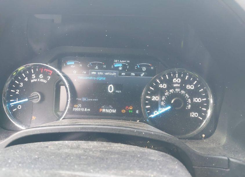 Photo 7 of 2019 Ford F-150 LARIAT (VIN 1FTFW1E4XKKC66269)