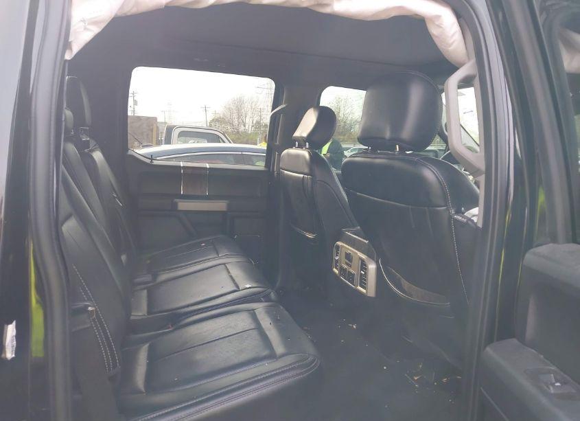 Photo 8 of 2019 Ford F-150 LARIAT (VIN 1FTFW1E4XKKC66269)