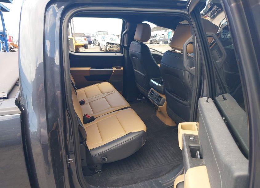 Photo 8 of 2021 Ford F-150 LARIAT (VIN 1FTFW1E50MFA53755)