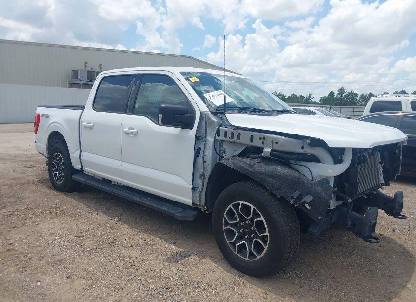 2023 Ford F-150 XLT (VIN 1FTFW1E50PFB57327) main photo
