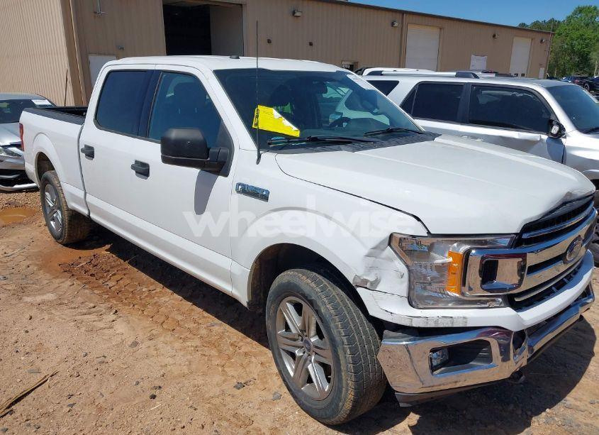 2018 Ford F-150 XLT (VIN 1FTFW1E51JFC31863) main photo
