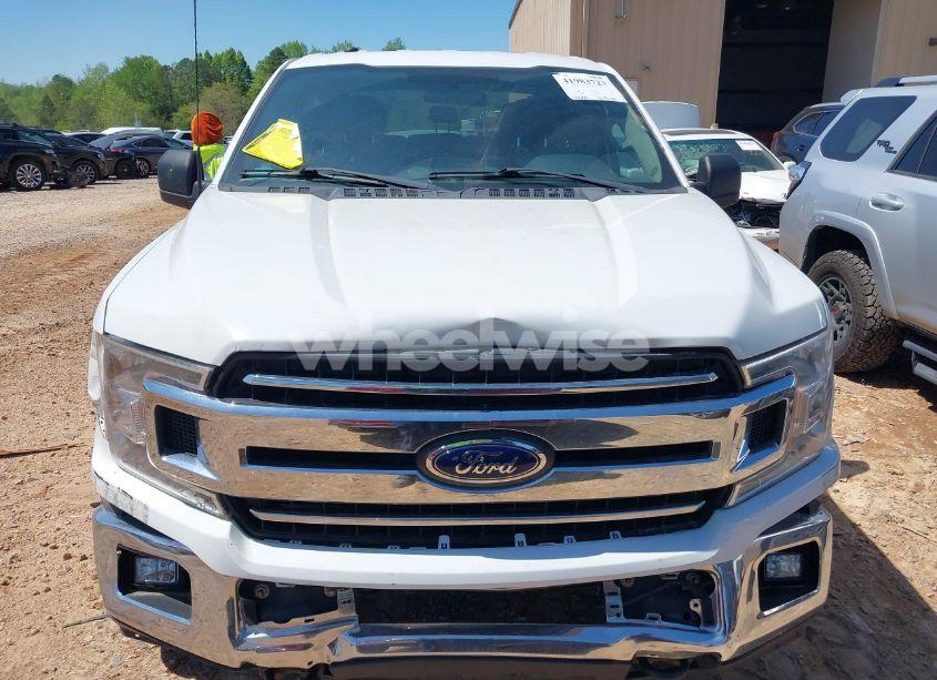 Photo 12 of 2018 Ford F-150 XLT (VIN 1FTFW1E51JFC31863)