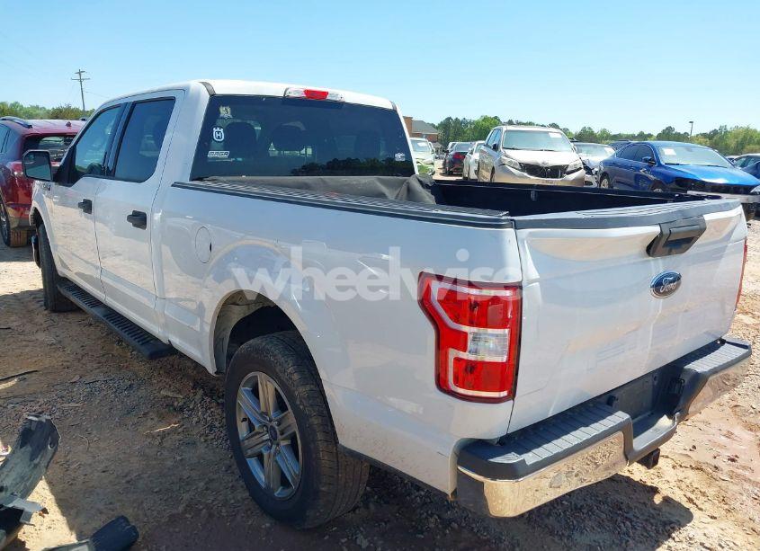 Photo 3 of 2018 Ford F-150 XLT (VIN 1FTFW1E51JFC31863)