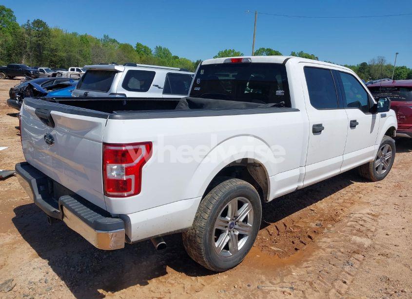 Photo 4 of 2018 Ford F-150 XLT (VIN 1FTFW1E51JFC31863)