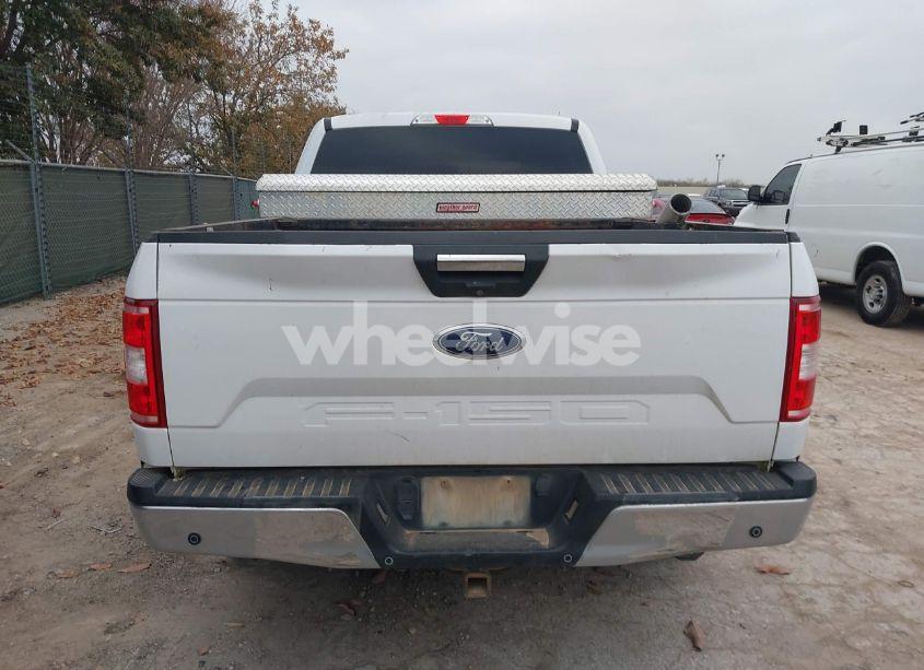 Photo 16 of 2018 Ford F-150 XLT (VIN 1FTFW1E51JKE94457)
