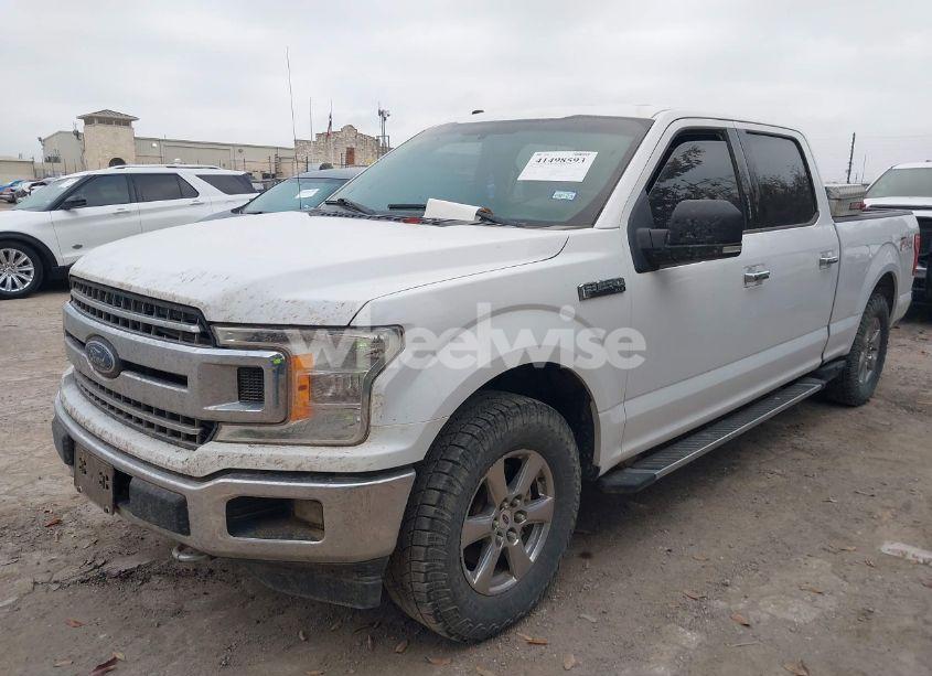 Photo 2 of 2018 Ford F-150 XLT (VIN 1FTFW1E51JKE94457)