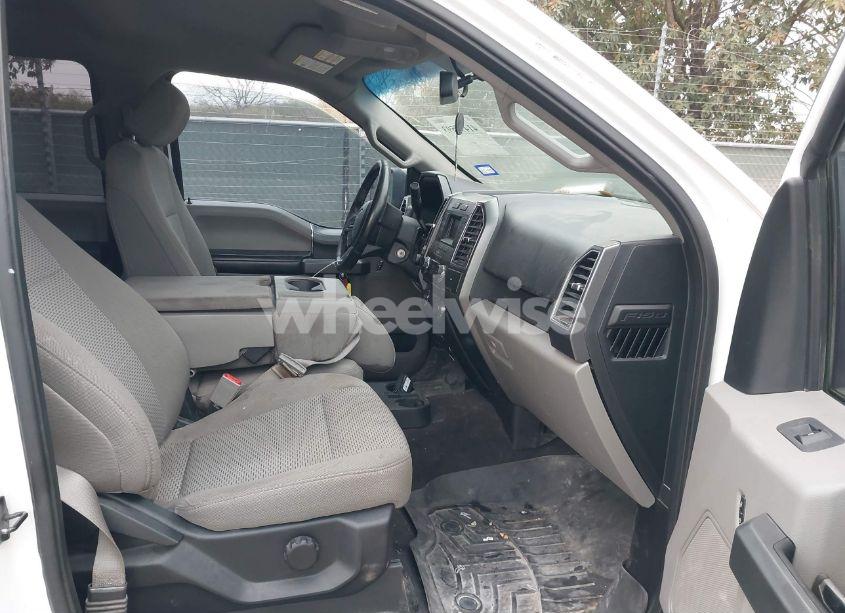 Photo 5 of 2018 Ford F-150 XLT (VIN 1FTFW1E51JKE94457)