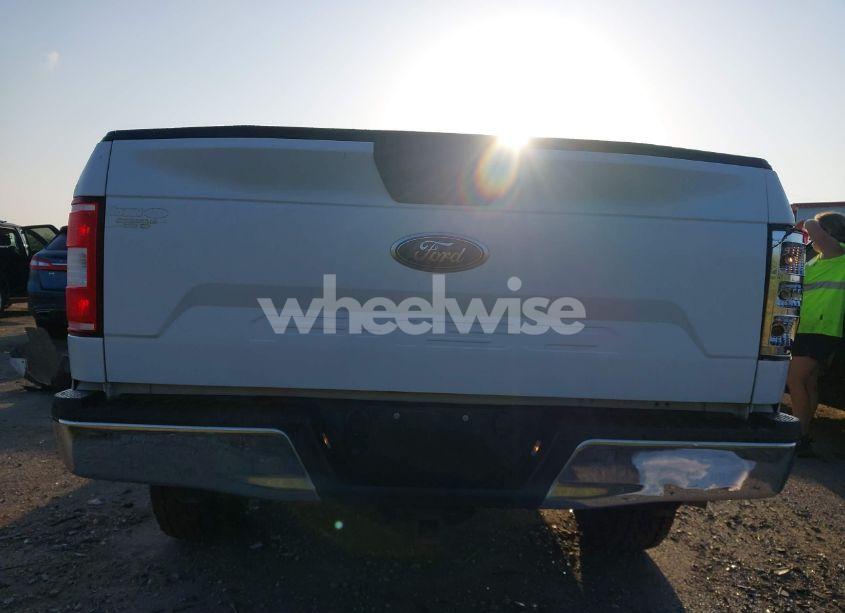 Photo 16 of 2020 Ford F-150 XLT (VIN 1FTFW1E51LFA06975)