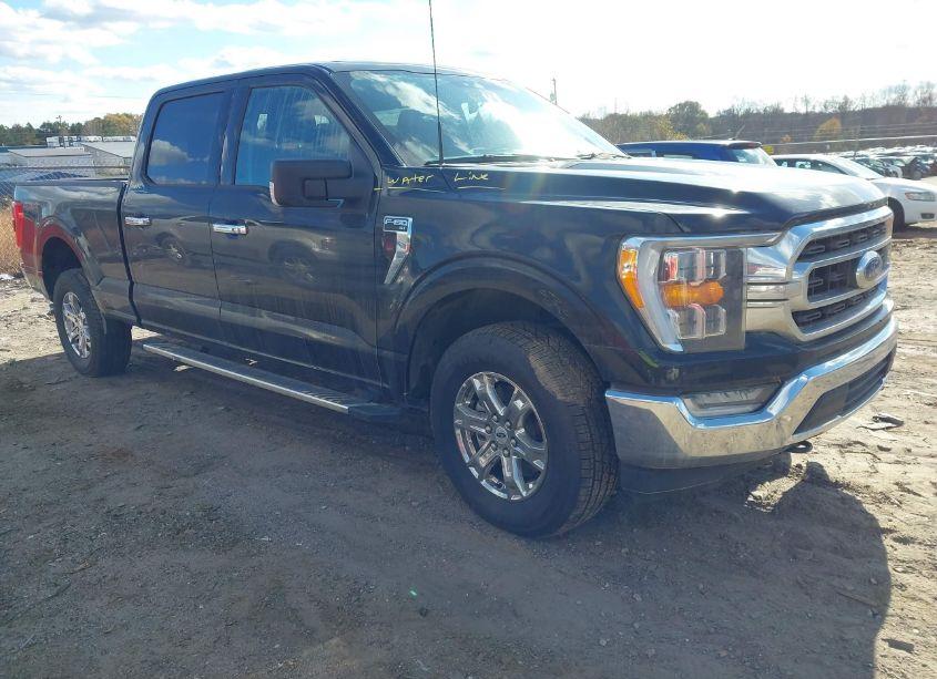 2022 Ford F-150 XLT (VIN 1FTFW1E51NFA52731) main photo