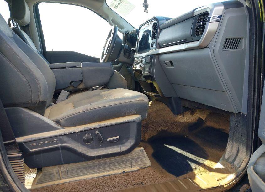 Photo 5 of 2022 Ford F-150 XLT (VIN 1FTFW1E51NFA52731)