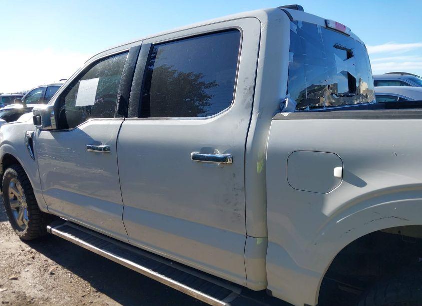 Photo 14 of 2023 Ford F-150 LARIAT (VIN 1FTFW1E51PFB07908)