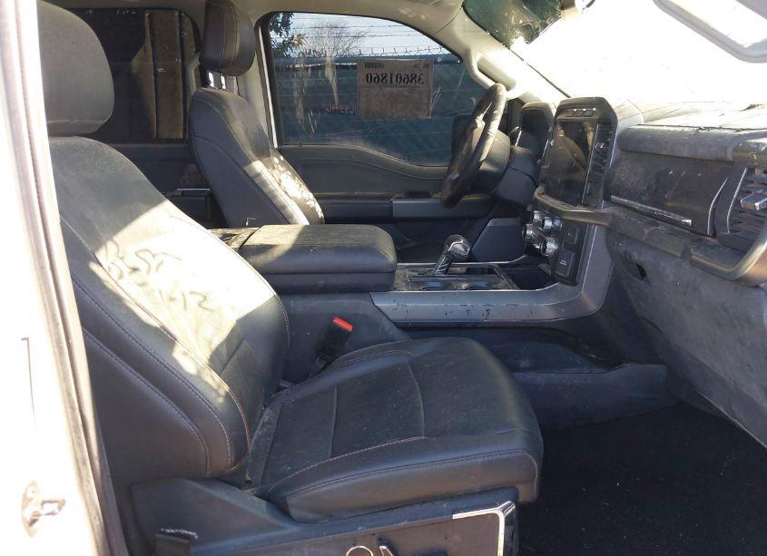 Photo 5 of 2023 Ford F-150 LARIAT (VIN 1FTFW1E51PFB07908)