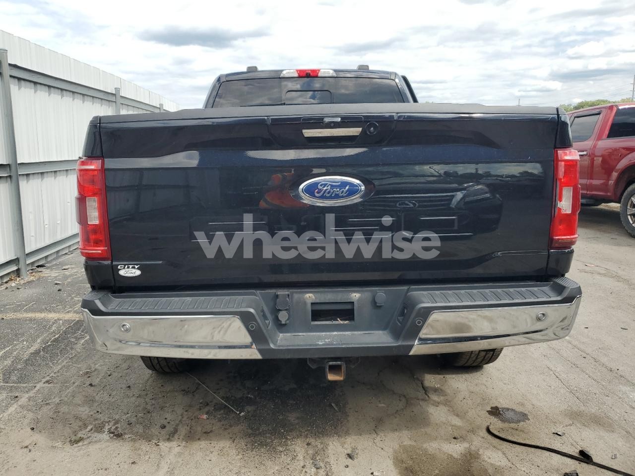 Photo 6 of 2021 FORD F150 SUPERCREW (VIN 1FTFW1E52MFC27020)