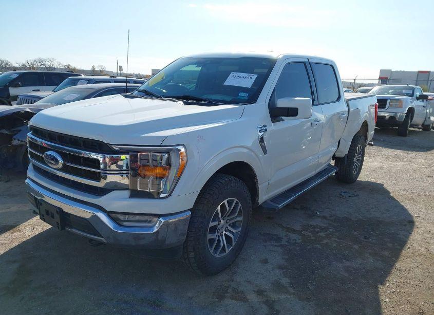 Photo 2 of 2021 Ford F-150 LARIAT (VIN 1FTFW1E52MKE40086)