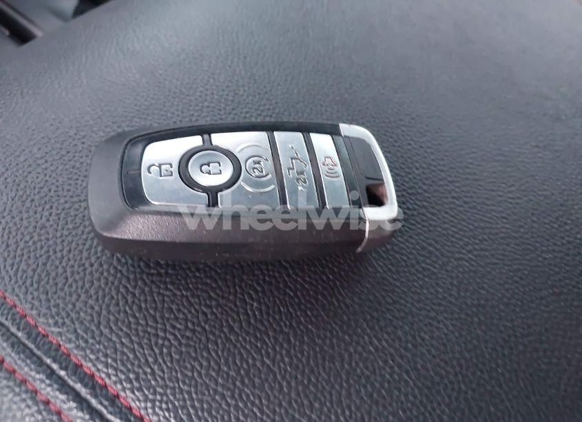 Photo 11 of 2022 Ford F-150 XLT (VIN 1FTFW1E52NFA81221)