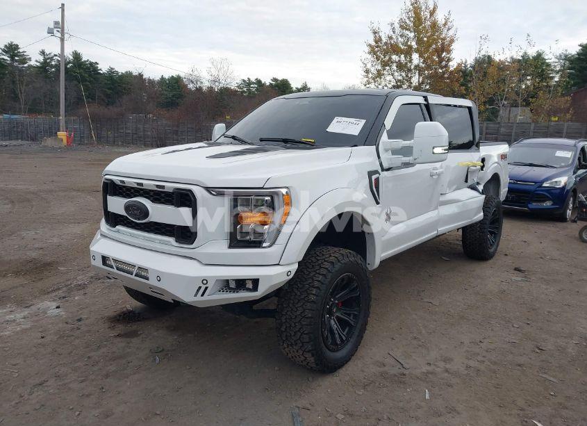 Photo 2 of 2022 Ford F-150 XLT (VIN 1FTFW1E52NFA81221)