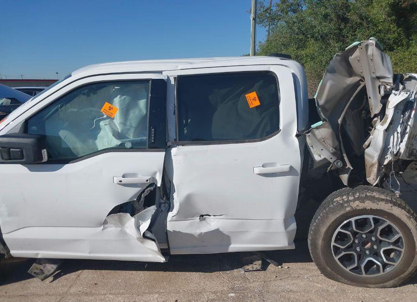 Photo 13 of 2023 Ford F-150 XLT (VIN 1FTFW1E52PFC71474)