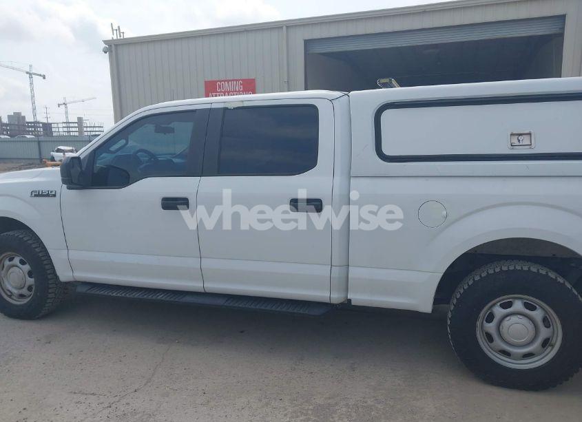 Photo 14 of 2018 Ford F-150 XL (VIN 1FTFW1E53JKC39874)