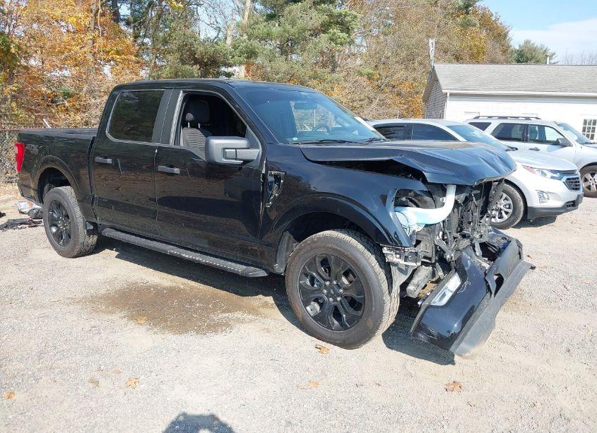 2022 Ford F-150 XL (VIN 1FTFW1E53NFA44114) main photo