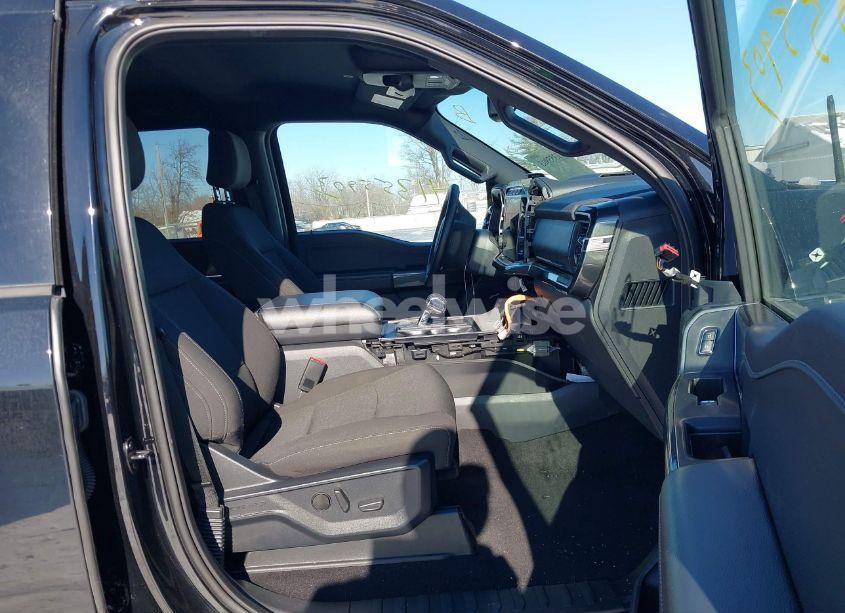 Photo 5 of 2023 Ford F-150 XLT (VIN 1FTFW1E53PFB73635)