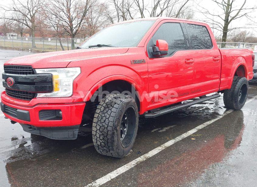 Photo 2 of 2018 Ford F-150 XLT (VIN 1FTFW1E54JFC38029)