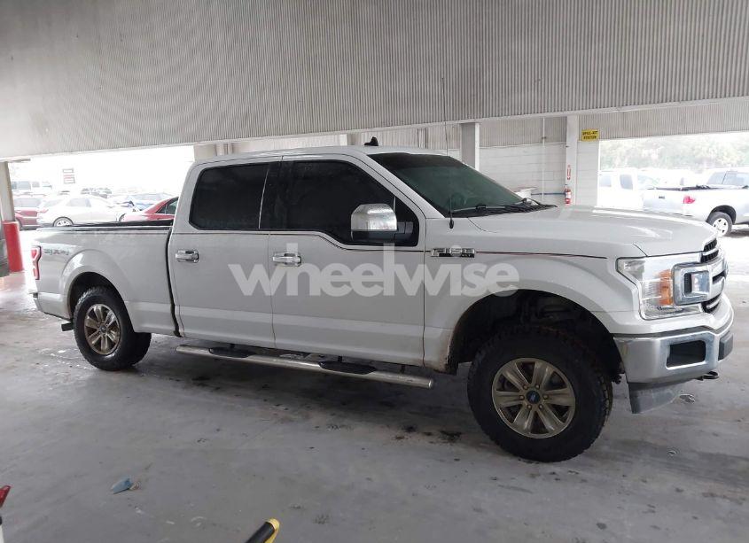 Photo 13 of 2019 Ford F-150 XLT (VIN 1FTFW1E54KFC13228)