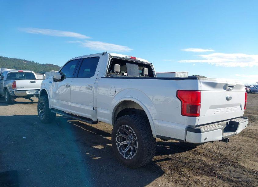 Photo 3 of 2020 Ford F-150 LARIAT (VIN 1FTFW1E54LKE49404)