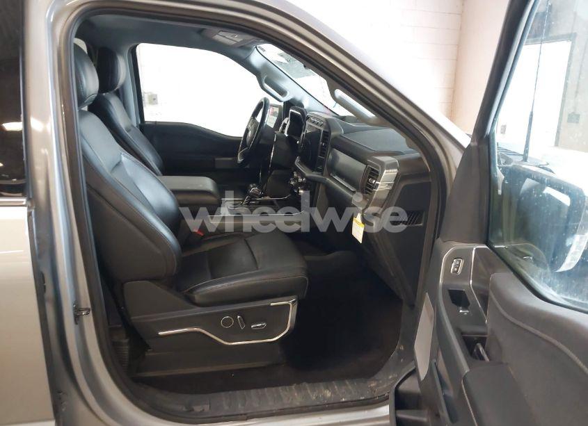 Photo 5 of 2021 Ford F-150 LARIAT (VIN 1FTFW1E54MKE33589)