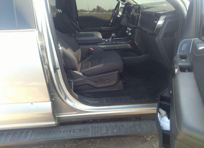 Photo 5 of 2023 Ford F-150 XLT (VIN 1FTFW1E54PFB56455)