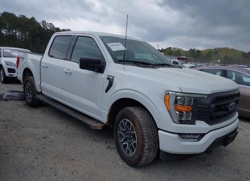 2023 Ford F-150 XLT (VIN 1FTFW1E54PFB74552) main photo