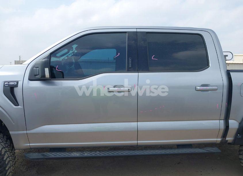 Photo 14 of 2021 Ford F-150 XLT (VIN 1FTFW1E55MFA59096)